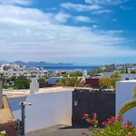 Mit Whirlpool By Interhome 別荘