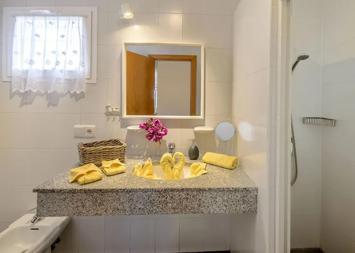 Mit Whirlpool By Interhome 펜션 플라야블랑카